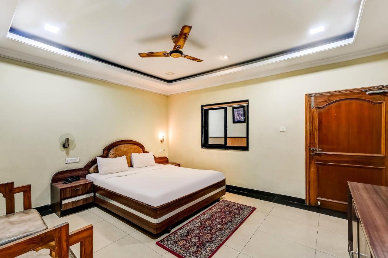 Capital O Hotel Rourkela Palace Экстерьер фото